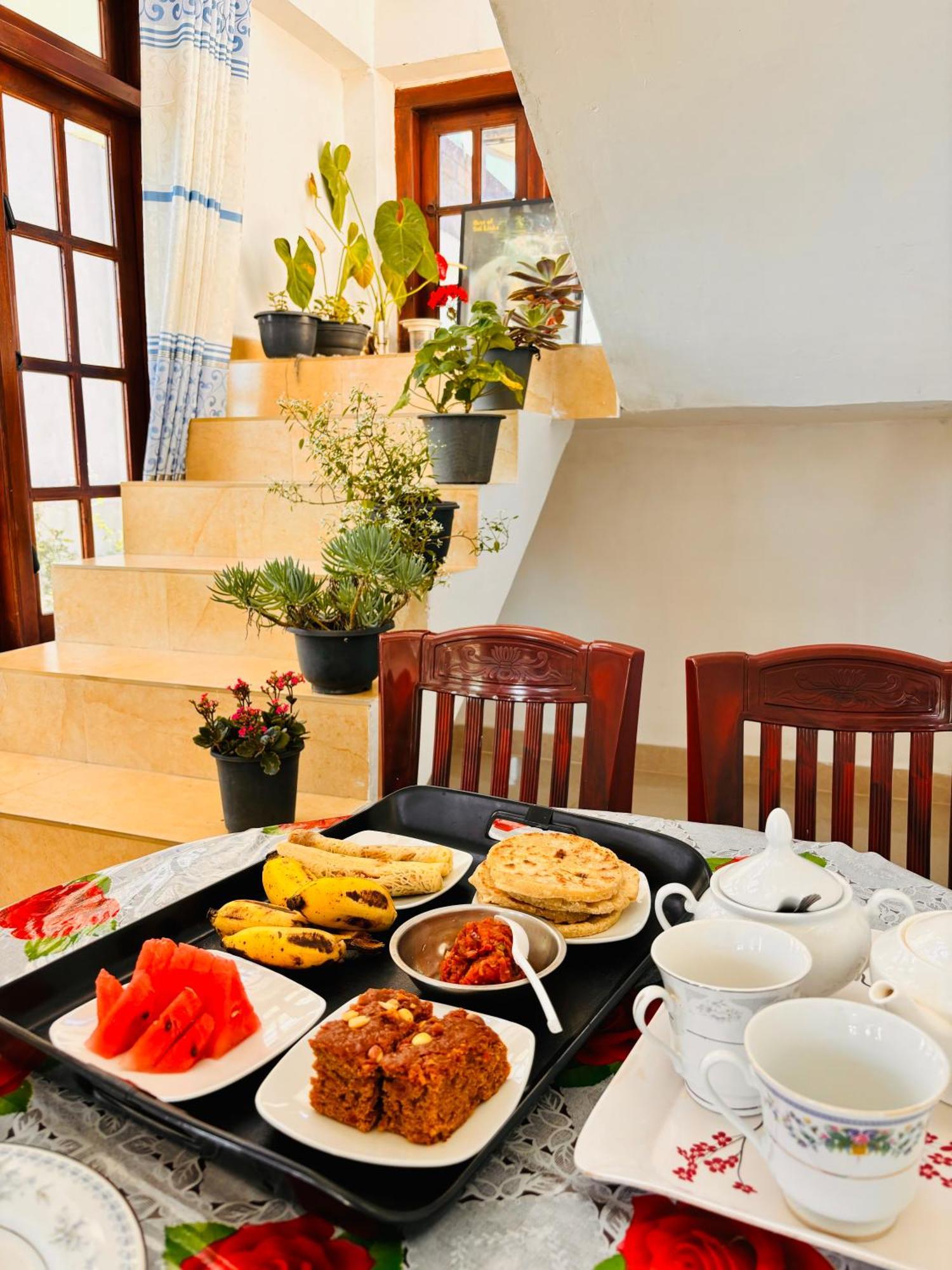 Hotel Shiny View Nuwara Eliya Esterno foto